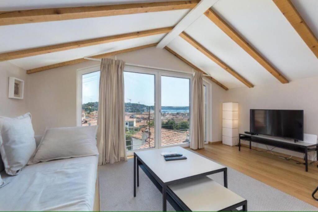 Апартаменты Sea View House Fontera Ровинь Экстерьер фото
